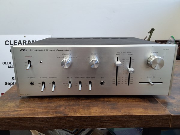 Lot 1241 - STEREO AMPLIFIER