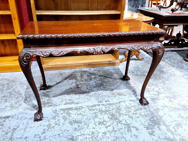 Lot 146 - CONSOLE TABLE