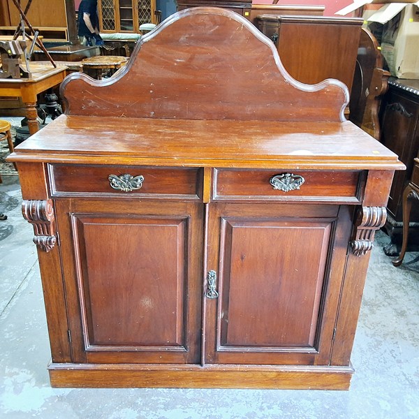 Lot 216 - CHIFFONIER