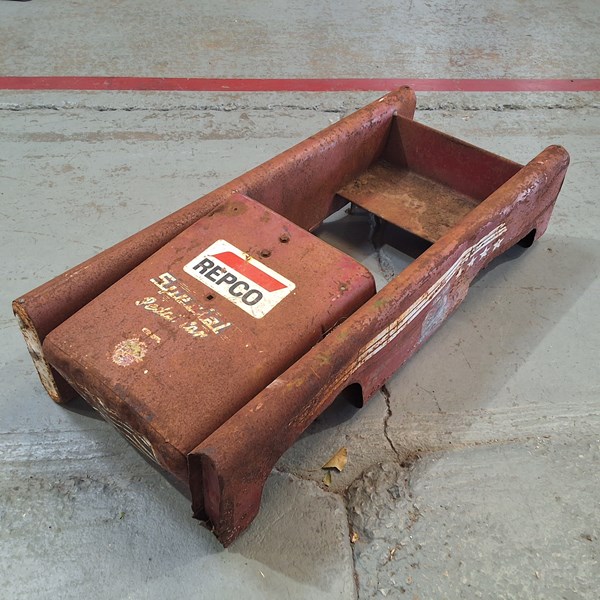 Lot 250 - PEDAL CAR BODY