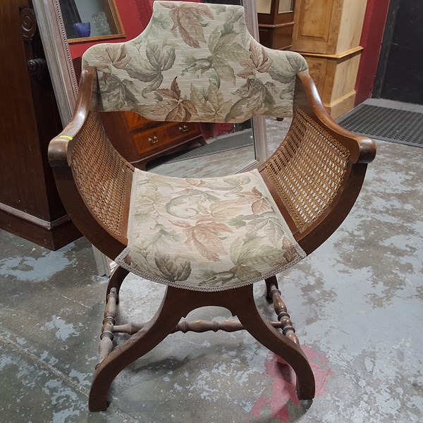 Lot 181 - X ARM CHAIR