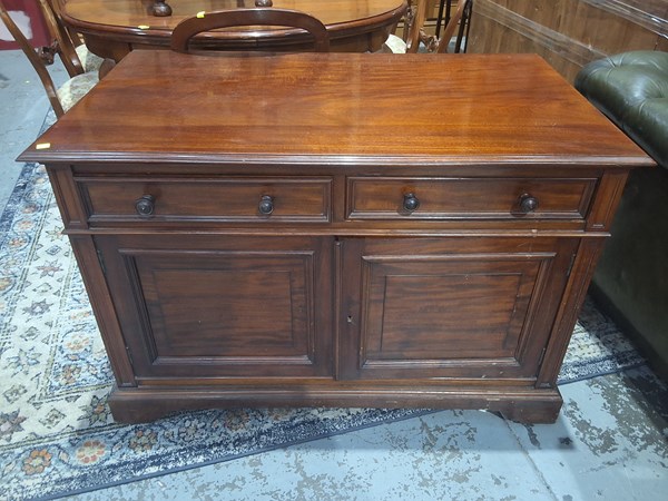 Lot 223 - SIDE CABINET