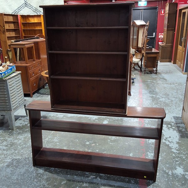 Lot 138 - BOOKSHELVES