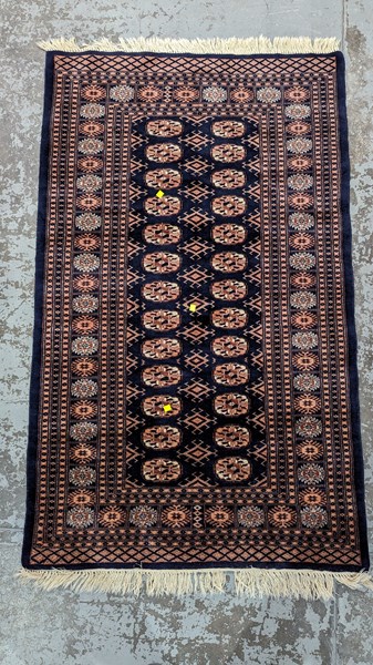 Lot 50 - RUG