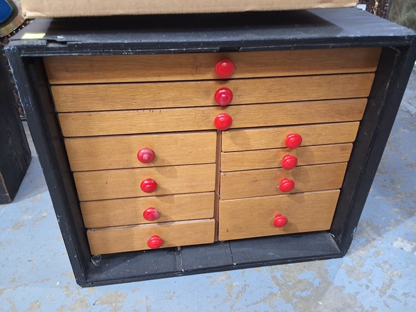 Lot 238 - PETITE CHEST