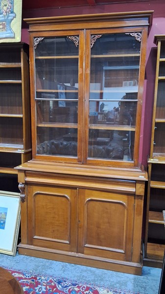 Lot 204 - BOOKCASE
