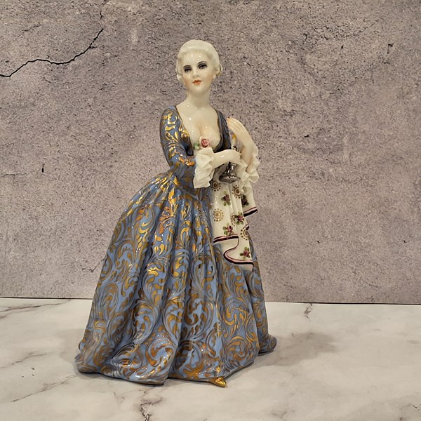 Lot 1349 - PORCELAIN FIGURE