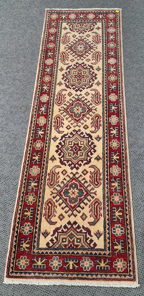 Lot 280 - PETITE HALL RUNNER