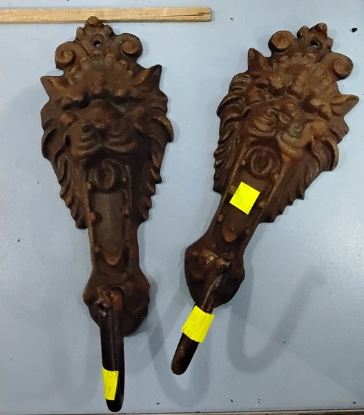 Lot 1278 - PAIR OF COAT HOOKS
