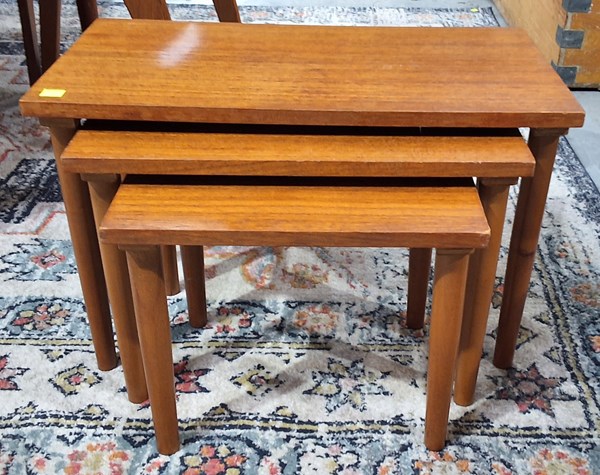 Lot 37 - NEST OF TABLES