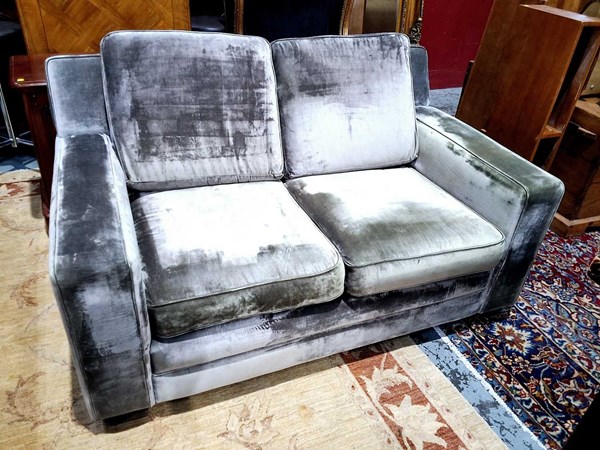 Lot 192 - LOUNGE
