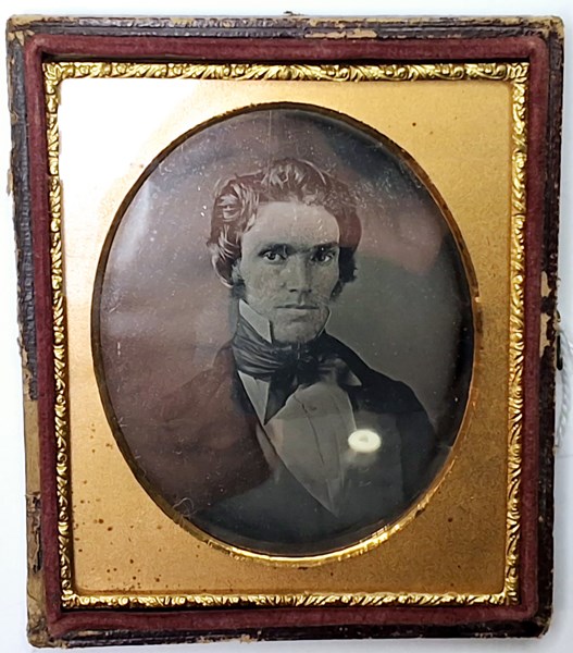 Lot 1043 - DAGUERREOTYPE