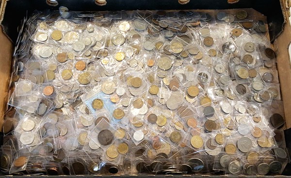 Lot 1371 - COINS