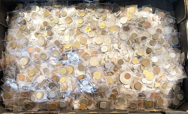 Lot 1317 - COINS