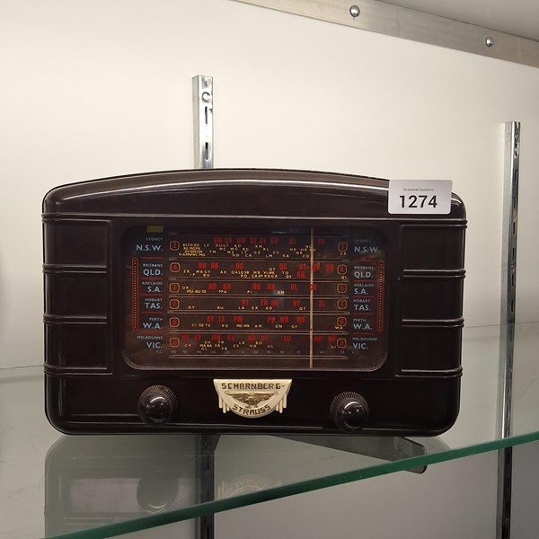 Lot 1274 - BAKELITE RADIO