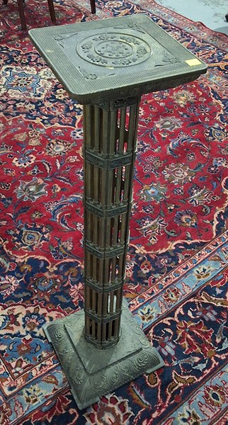 Lot 281 - PEDESTAL JARDINIERE