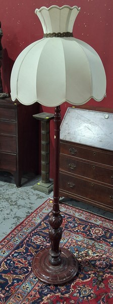 Lot 100 - STANDARD LAMP