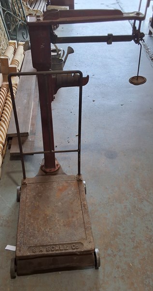 Lot 338 - INDUSTRIAL SCALES