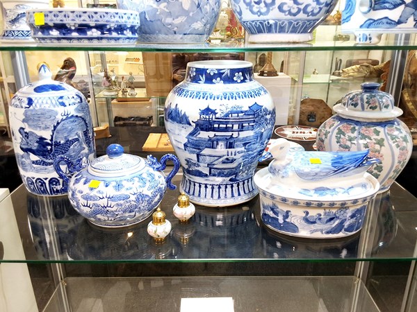 Lot 1170 - BLUE & WHITE CHINA