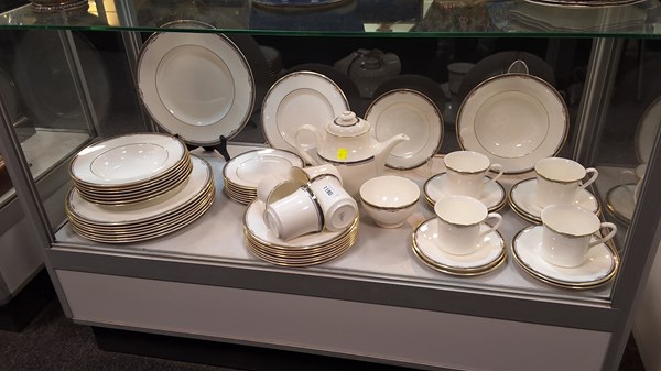 Lot 1180 - ROYAL DOULTON CHINA