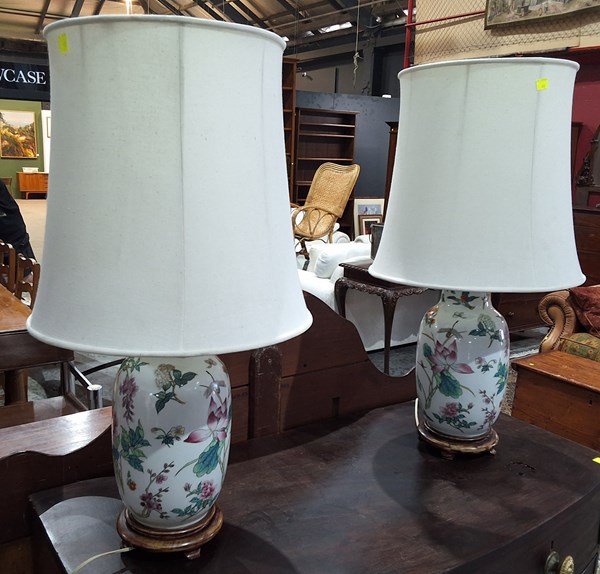 Lot 220 - PAIR OF LAMPS