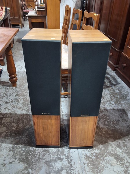 Lot 182 - SPEAKERS