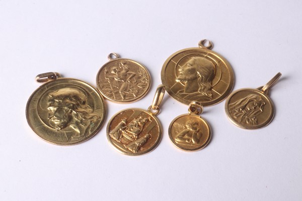 Lot 1019 - GOLD MEDALLIONS