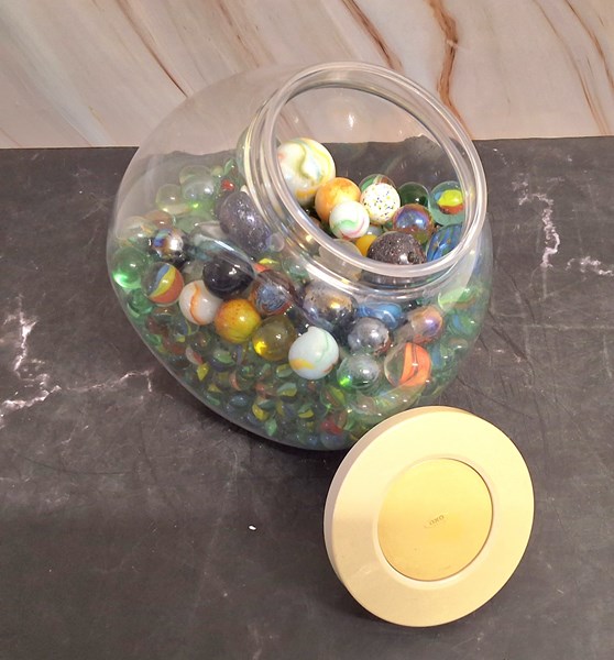 Lot 1273 - MARBLES