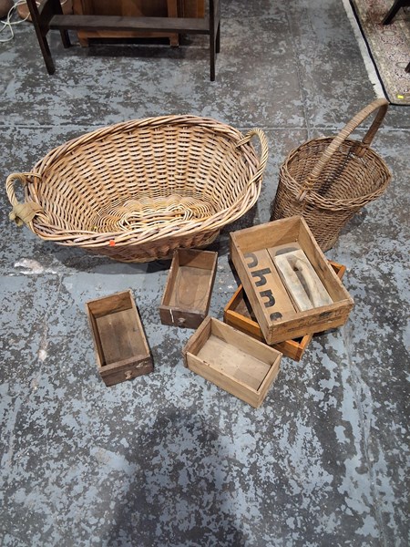 Lot 185 - CANE AND WOOD