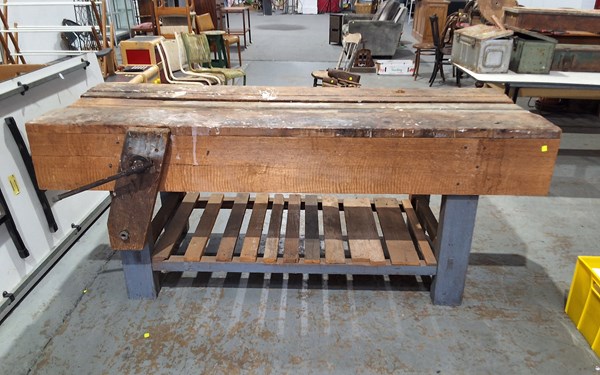 Lot 271 - WORKBENCH
