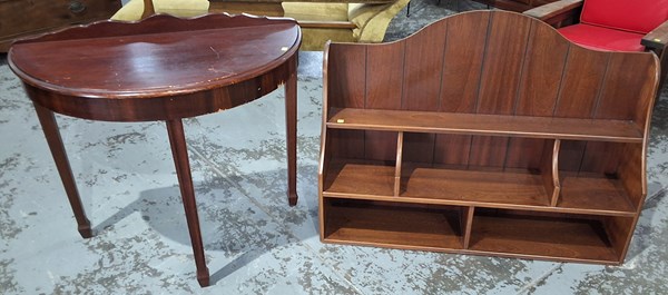 Lot 303 - FURNITURE LOT