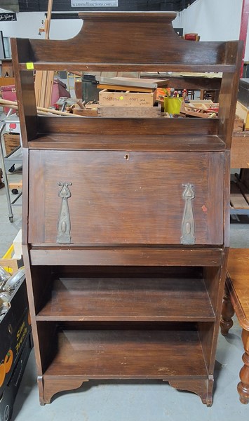 Lot 241 - BUREAU DESK
