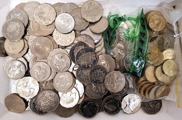 Lot 1033 - COINS