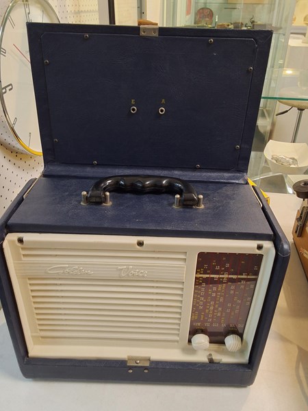 Lot 1291 - HEALING RADIO