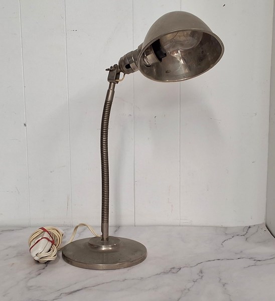 Lot 1293 - VINTAGE LAMP