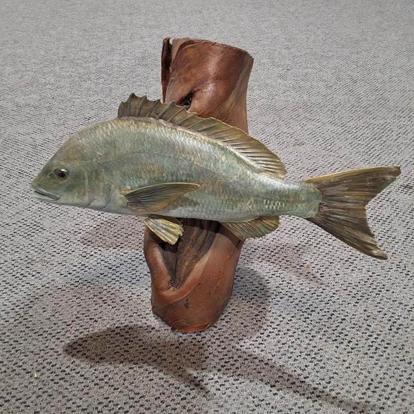 Lot 6 - FISH ORNAMENT