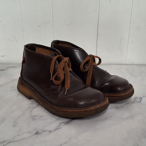 Lot 1300 - LEATHER BOOTS