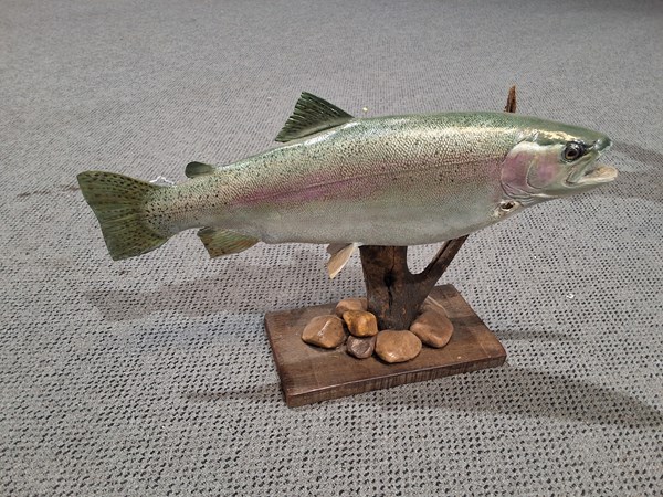 Lot 30 - FISH ORNAMENT