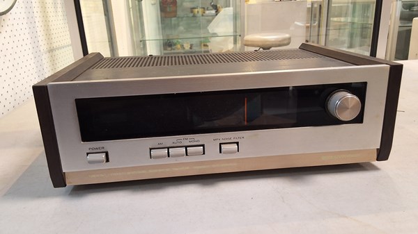 Lot 1315 - STEREO TUNER