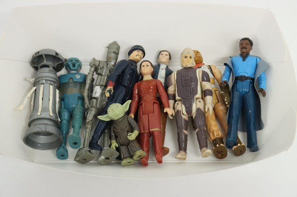 Lot 1229 - STAR WARS FIGURES