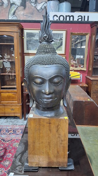 Lot 94 - BUDDHA