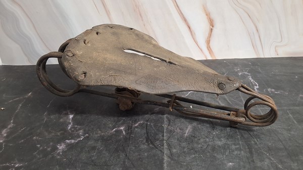 Lot 1193 - BICYCLE SEAT