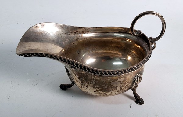 Lot 1042 - SILVER MILK JUG