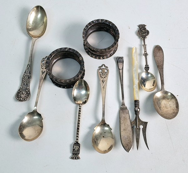 Lot 1054 - SILVER TABLEWARE