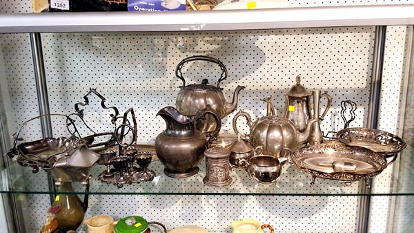 Lot 1270 - SILVERPLATE & PEWTER