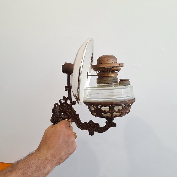 Lot 1401 - SCONCE LAMP