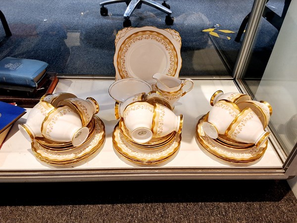 Lot 1149 - ROYAL TUSCAN CHINA