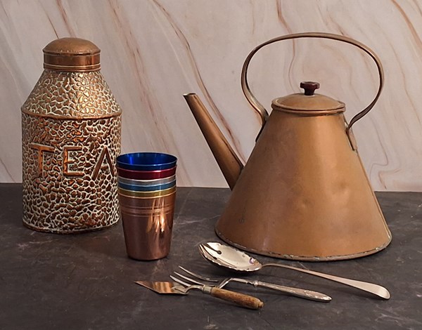Lot 1281 - METALWARE