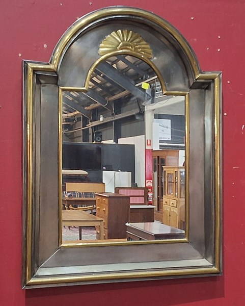 Lot 79 - WALL MIRROR