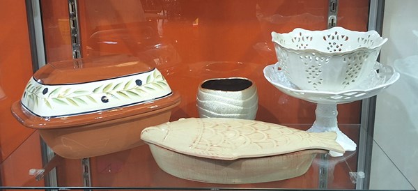 Lot 1286 - LIDDED DISHES